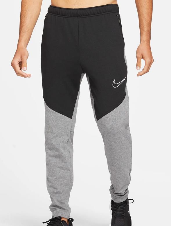 Nike Therma FIT Herren Trainingshose für 41,97€ (statt 64€)