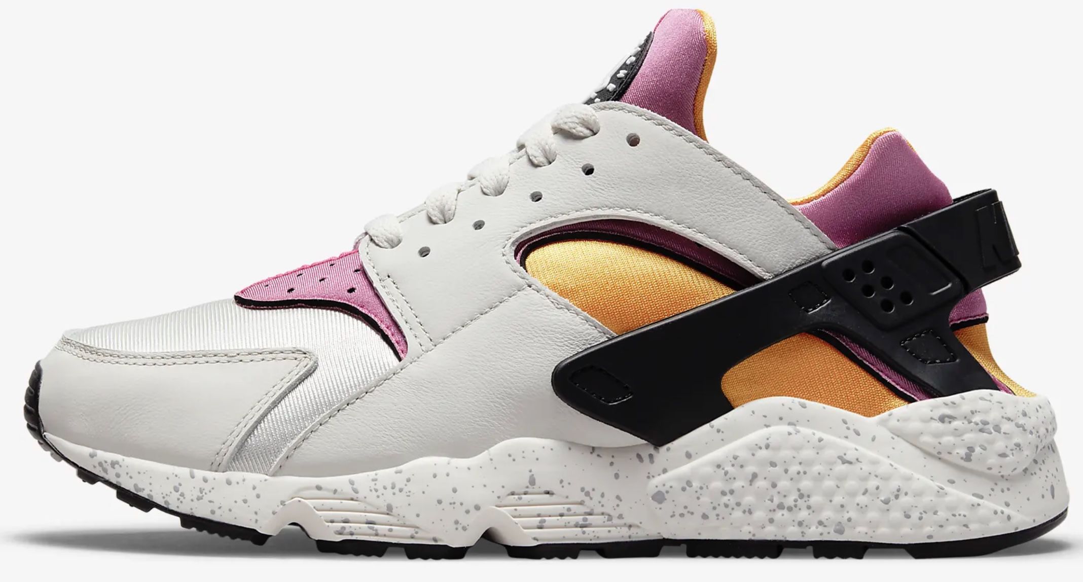 Nike Air Huarache Herrenschuh für 71,97€ (statt 84€)