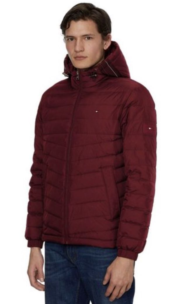 Tommy Hilfiger Hooded Tape Herren Steppjacke in Rot ab 84,99€ (statt 130€)