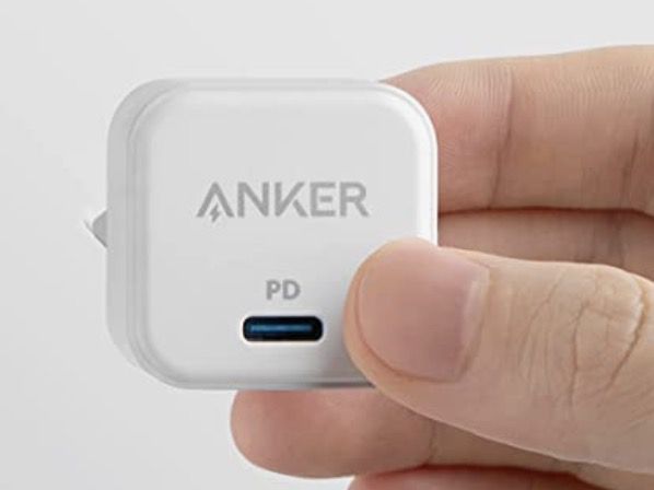 2x Anker PowerPort III USB C Ladegerät 20W für 11,99€ (statt 28€)