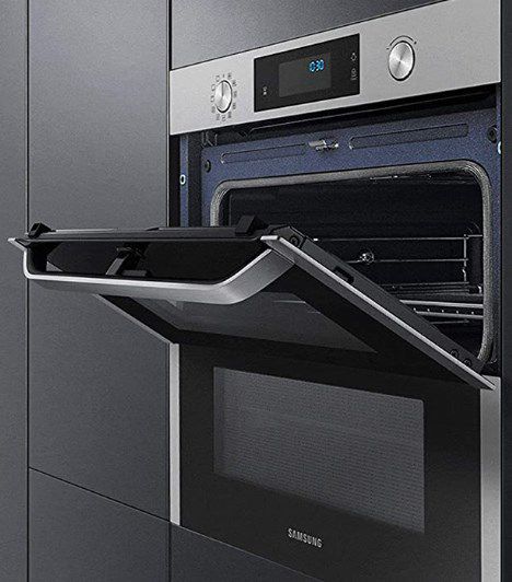 Samsung (Dual Cook) Backofen NV75N5671RS/EG mit 2 Türen für 526,82€ (statt 583€)