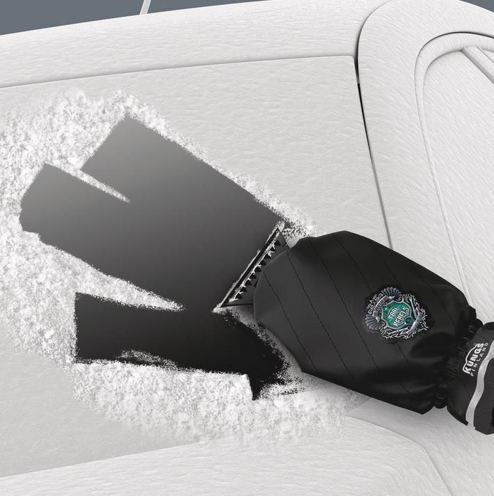 Wera Werkzeugset mit Eiskratzer Handschuh 32 teilig für 46,99€ (statt 86€)