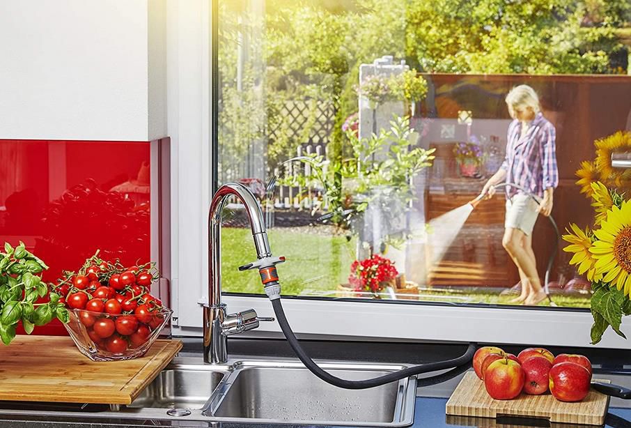 Gardena Indoor Hahnverbinder inkl. Adapter für Perlstrahlkopf für 8,95€ (statt 15€)