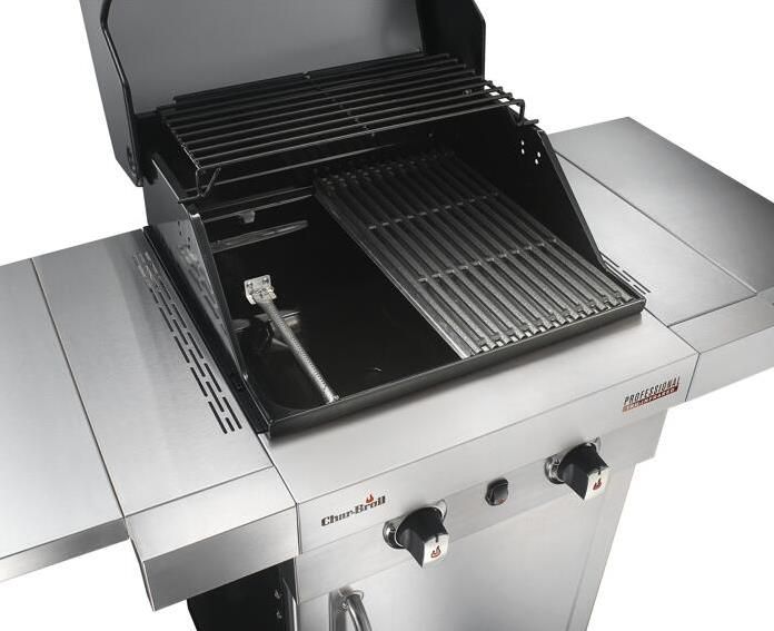 Char Broil 2200 S Gasgrill mit 2 Brennern inkl. Drehspieß, Grillbesteck für 369,94€ (statt 414€)