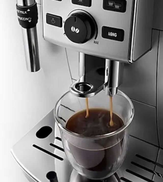 DeLonghi ECAM 25.120.SB Kaffeevollautomat + Milchaufschäumdüse für 294,90€ (statt 355€)