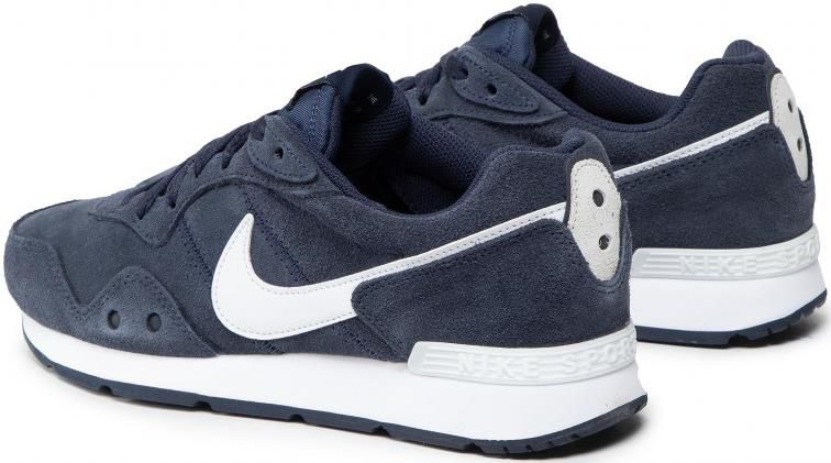 Nike Venture Runner Suede Herren Leder Sneaker für 60,80€ (statt 73€)