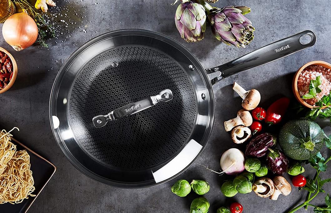 Tefal E49716 Mesh cm Wokpfanne, 77€) 61,89€ inkl. Glasdeckel 28 Eternal für (statt