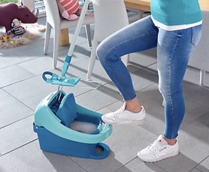 Leifheit Bodenwischer Set Profi XL Mobile inkl. Rollen für 24,88€ (statt 44€)