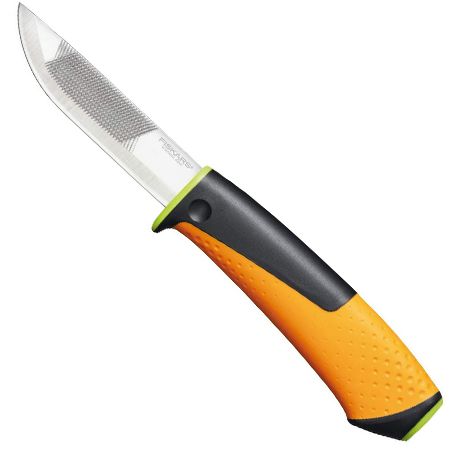 Fiskars Hochleistungsmesser inkl. Holster mit integriertem Messerschärfer für 13,95€ (statt 18€)   Prime