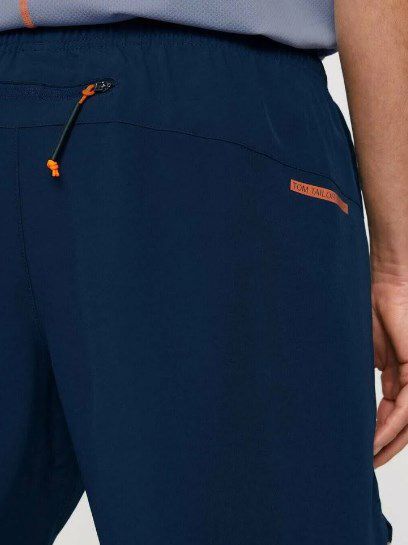TOM TAILOR atmungsaktive Shorts in Dunkelblau für 16,19€ (statt 28€)