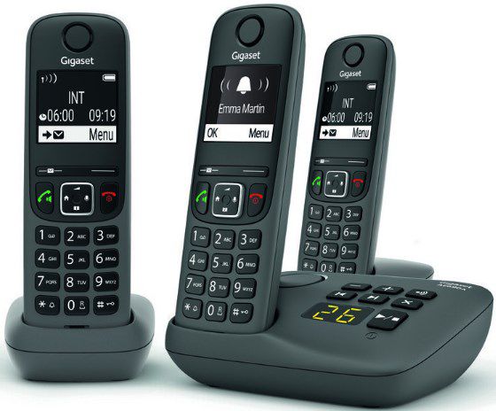 Gigaset AE690A Trio   3 Telefone und eine Station in Schwarz für 71,42€ (statt 82€)