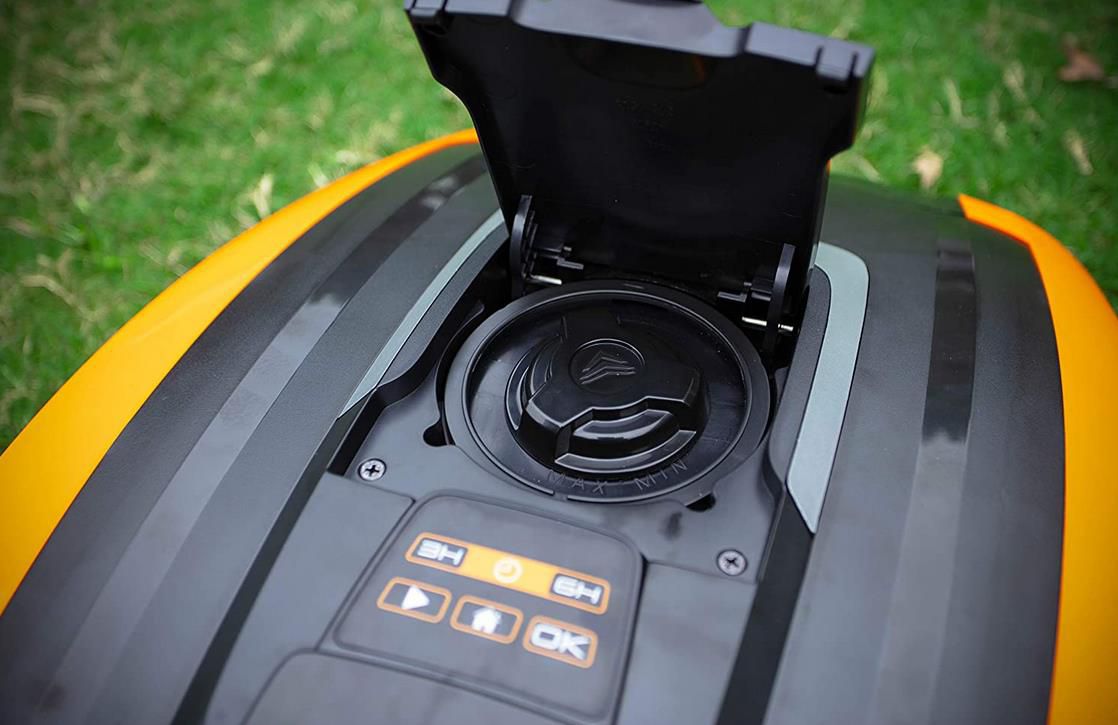 Yard Force EasyMow260 Mähroboter für bis zu 260m² mit Kantenschneide Funktion für 279,99€ (statt 360€)