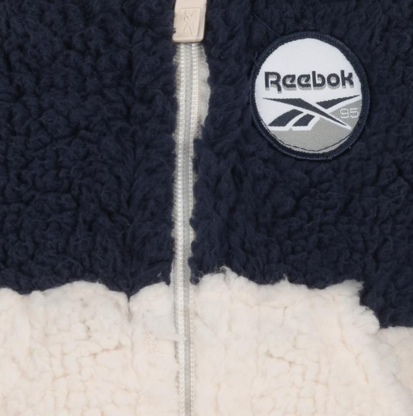 Reebok Sherpa Baby Einteiler in drei Farben für 12,99€ (statt 18€)