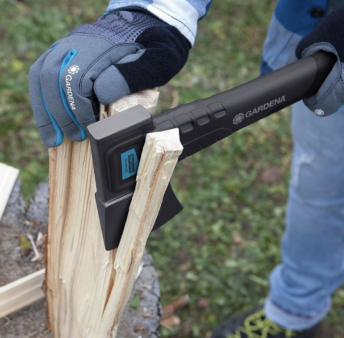 Gardena Universalbeil 900 B: Handliches Beil für 23,90€ (statt 33€)