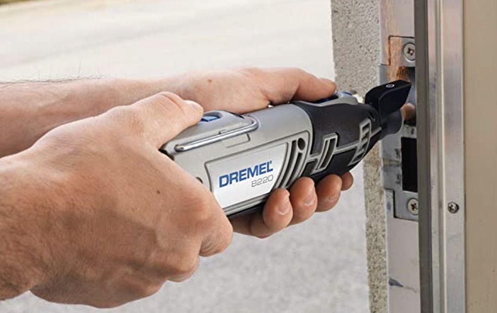 Dremel Platin Edition Multifunktionswerkzeug inkl. Zubehör für 136,20€ (statt 169€)