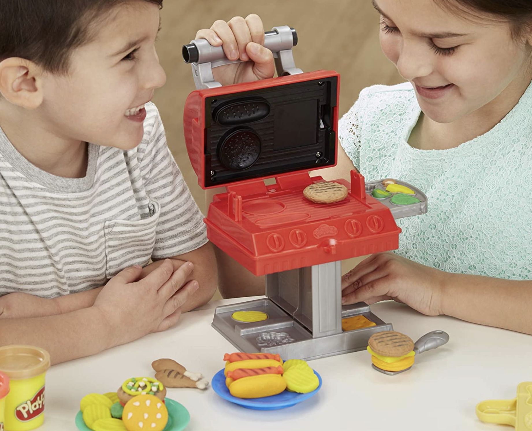 Play Doh Kitchen Creations Grillstation Spielset für 12€ (statt 20€)