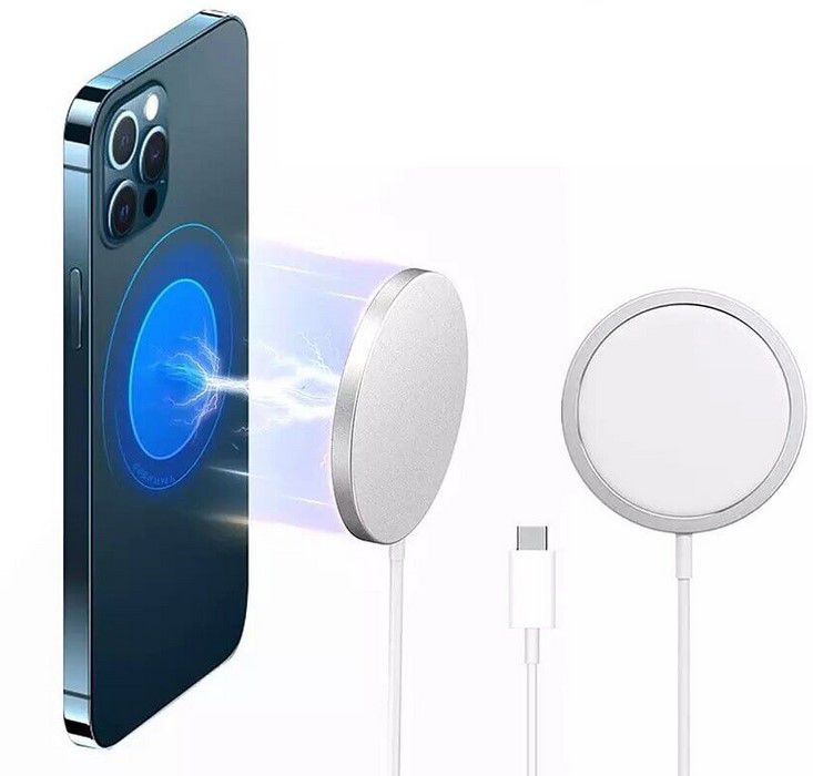 iGuard 15W Schnellladegerät für iPhone 13/12 MagSafe Charger für 9,90€ (statt 14€)