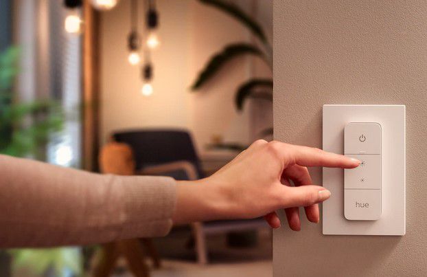 3er Set Philips Hue White E27 Starter Set + Bridge + Dimmer für 79,99€ (statt 99€)