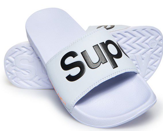 Superdry Herren Badesandalen für 12€ (statt 20€)