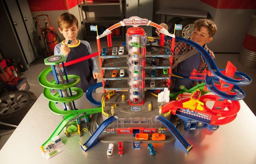 MAJORETTE Super City Garage Spiel Parkhaus für 80,99€ (statt 106€)