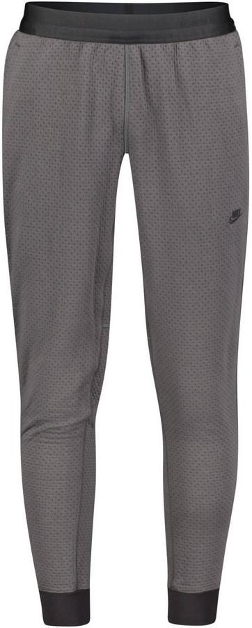 Nike Sportswear Therma Fit Herren Sweathose für 69,94€ (statt 110€)