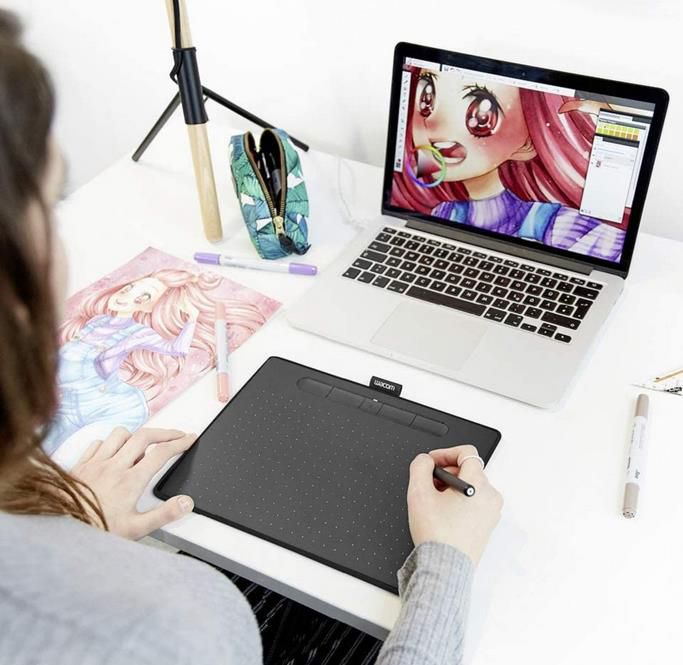 Wacom Intuos Medium Zeichentablett mit Bluetooth + Stift für 75,90€ (statt 102€)