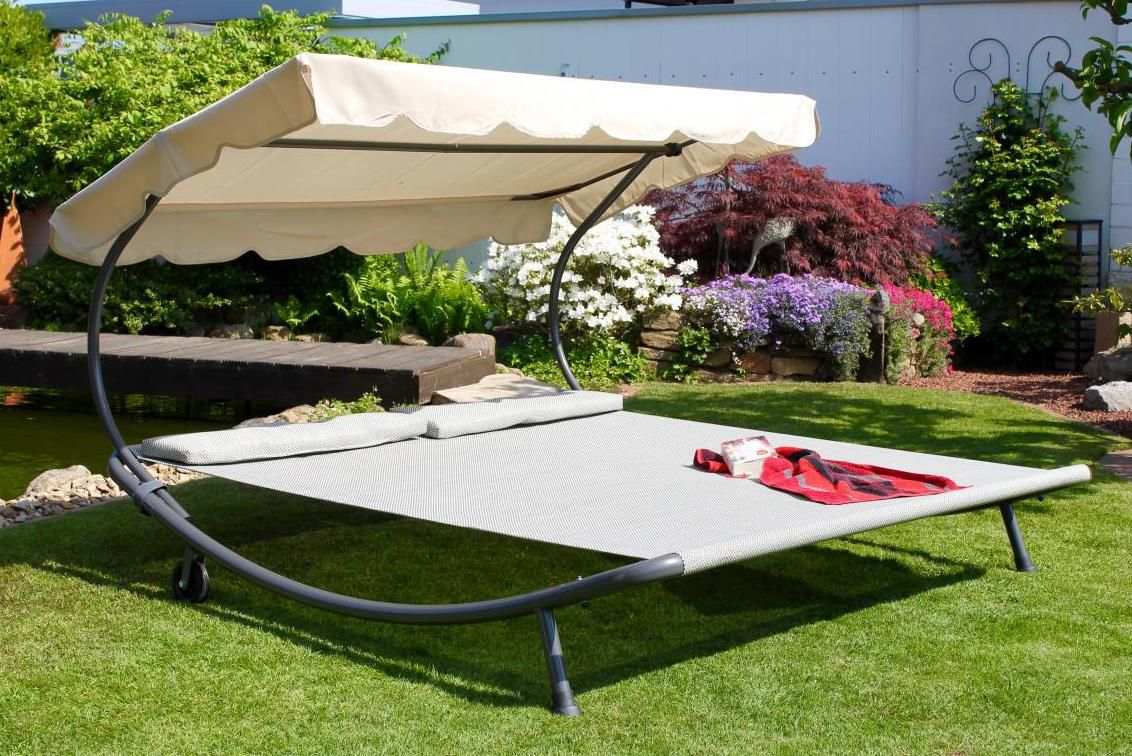 LECO Doppel Gartenliege inkl. Kissen, 200 x 200 x 110 cm für 99,99€ (statt 159€)