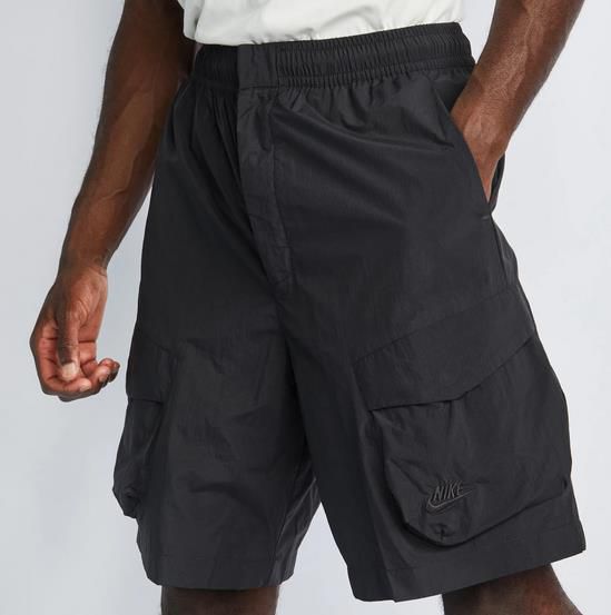 Nike Tech Cargo Short in drei Farben für je 47,99€ (statt 64€)