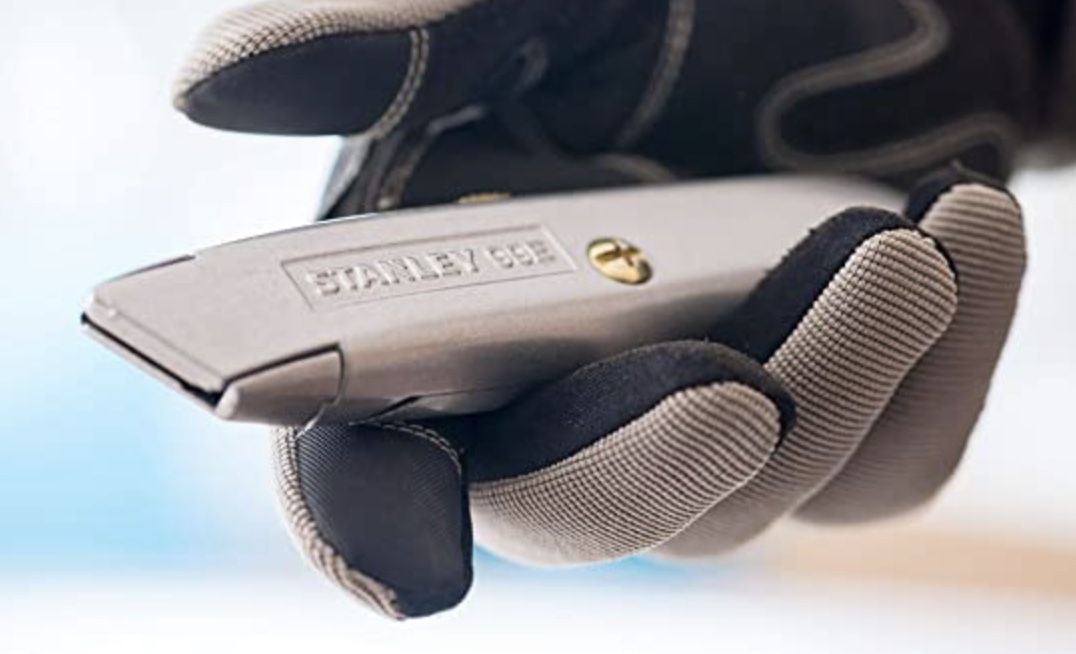 Stanley Messer 99 E 2 10 199 mit einziehbarer Klinge für 5,56€ (statt 11€)