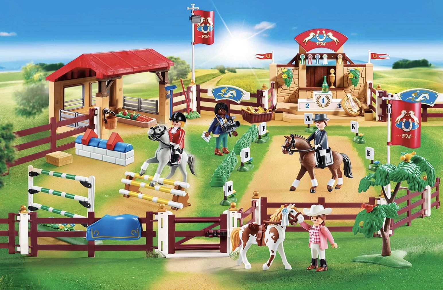 Playmobil Country 70337   Großer Reitturnierplatz für 51,72€ (statt 83€)