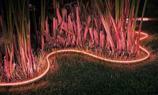 💡 Philips Hue Outdoor LightStrip (5m) für 149,93€ (statt 175€)