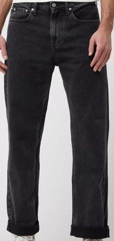 Calvin Klein Jeans 90s Straight Fit Jeans aus Baumwolle in Schwarz für 39,99€ (statt 50€)