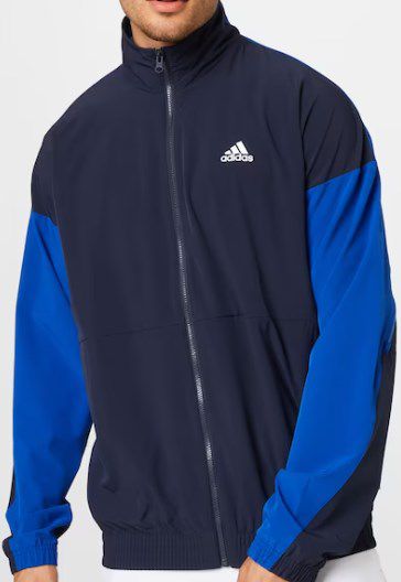 Adidas Trainingsjacke Travel Vent in Blau für 29,94€ (statt 45€)