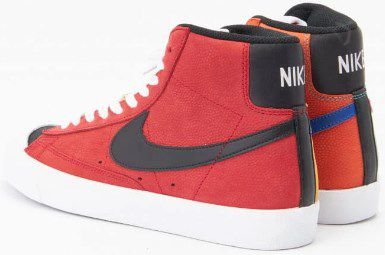 Nike BLAZER MID 77 EMB in Rot für 43,60€ (statt 88€) 41 bis 43