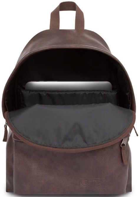 Eastpak Rucksack in dunkelbrauner Lederoptik für 36,76€ (statt 72€)