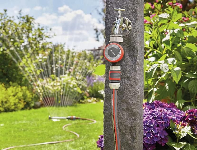 Gardena Automatische Bewässerungsuhr mit Schnellstecksystem für 15,91€ (statt 22€)   Prime