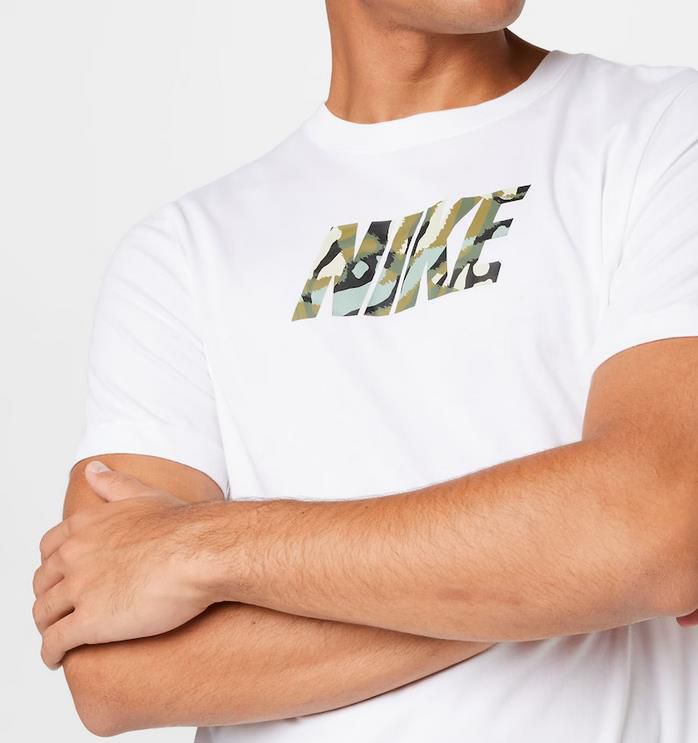 Nike Clash T Shirt in Weiß für 16,45€ (statt 33€)   Restgrößen