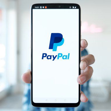 Online-Bezahldienste im Vergleich: PayPal vs. Klarna