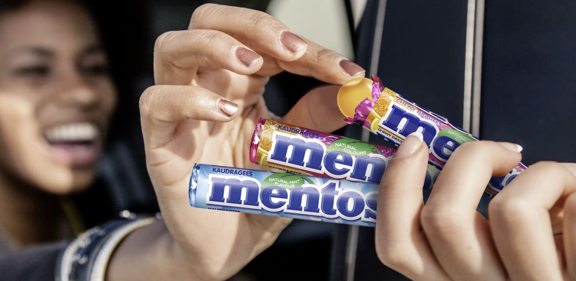 40er Pack Mentos Erdbeer Mix Dragees Kaubonbons für 9,79€ (statt 20€)