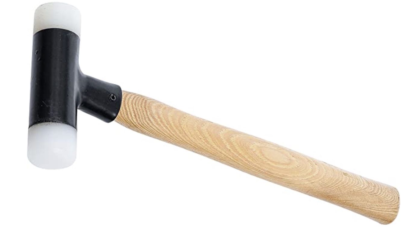 300g BSG Schonhammer mit Hickory Stiel & Nylon Kopf für 5,82€ (statt 12€)   Prime