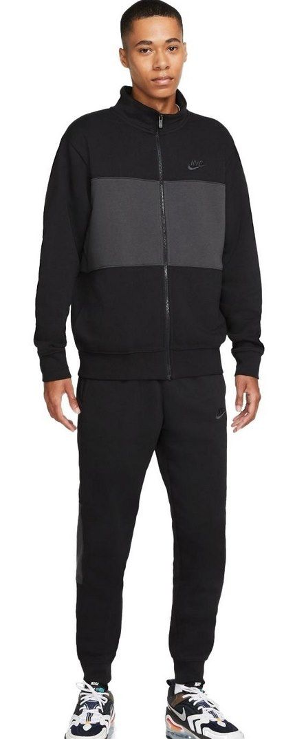 Nike Trainingsanzug Sport Essentials Fleece Track Suit ab 47,99€ (statt 75€)