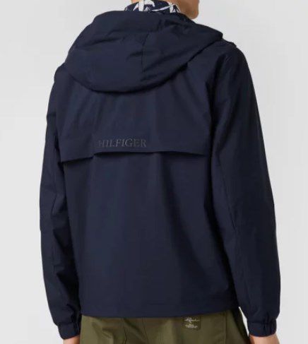 Tommy Hilfiger TH Tech Warm Hooded Jacket für 110,49€ (statt 134€)