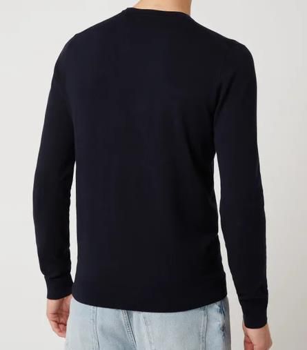 McNeal Pullover aus Viskosemischung in versch. Farben für je 9,34€ (statt 14€)