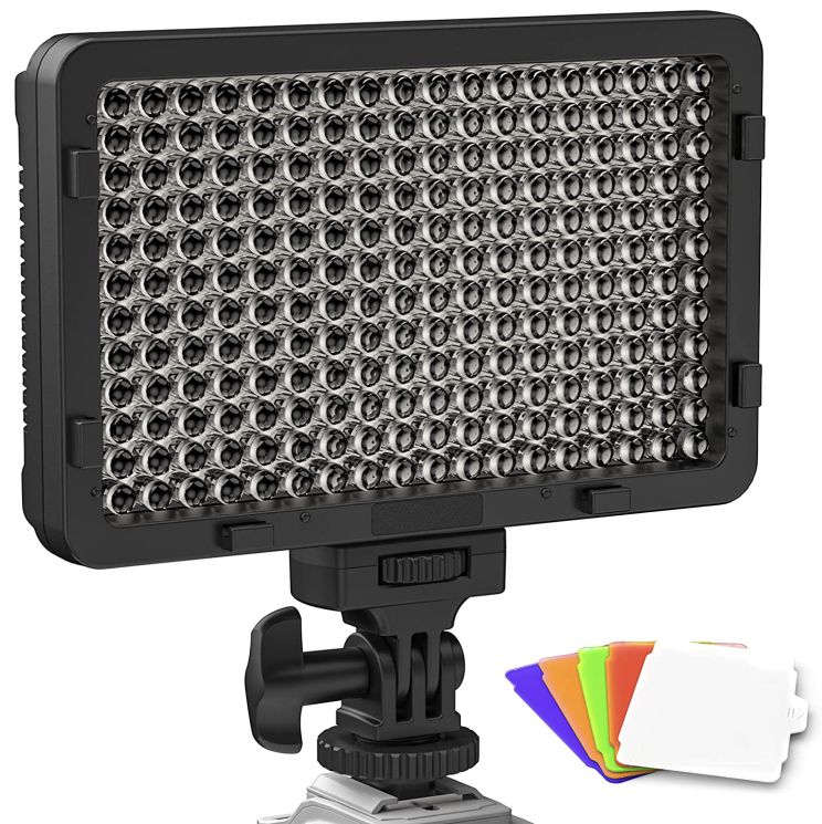 OYU Videoleuchte mit 176 LEDs mit 5 Farbfiltern für 14,99€ (statt 37€)