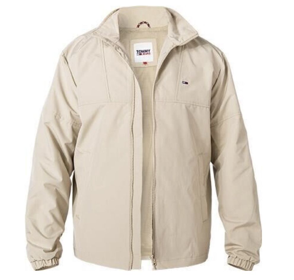 Tommy Jeans Essential Übergangsjacke in Sand für 80,91€ (statt 108€)   S, M, L