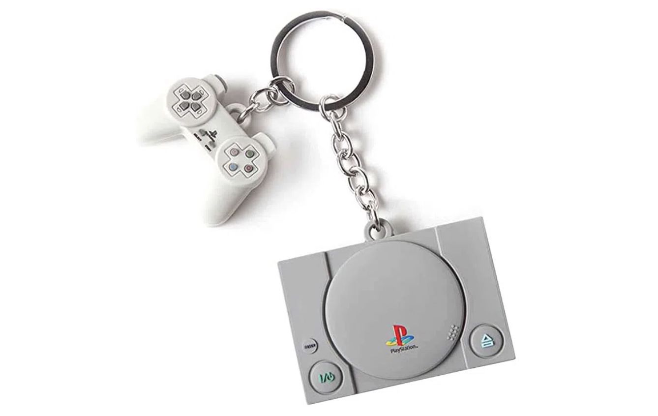 Difuzed PlayStation – 3D Schlüsselanhänger aus Gummi für 10,51€ (statt 14€)   Prime