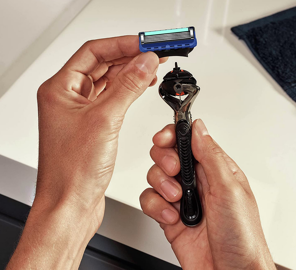 Gillette ProGlide Nassrasierer + 10 Rasierklingen für 32,29€ (statt 40€)   Prime