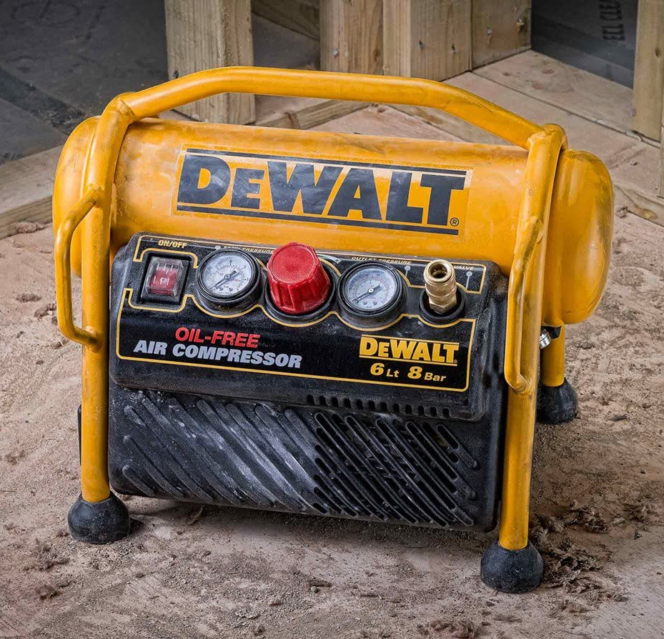 DeWalt DPC6MRC QS Kompressor, 1,5PS, 6L für 132,49€ (statt 166€)