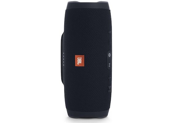 JBL Charge 3 Lautsprecher in Stealth Edition für 109,99€ (statt 130€)