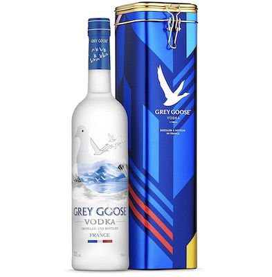 0,7 Liter Grey Goose Wodka in limitierter Geschenkpackung für 33,99€ (statt 43€)